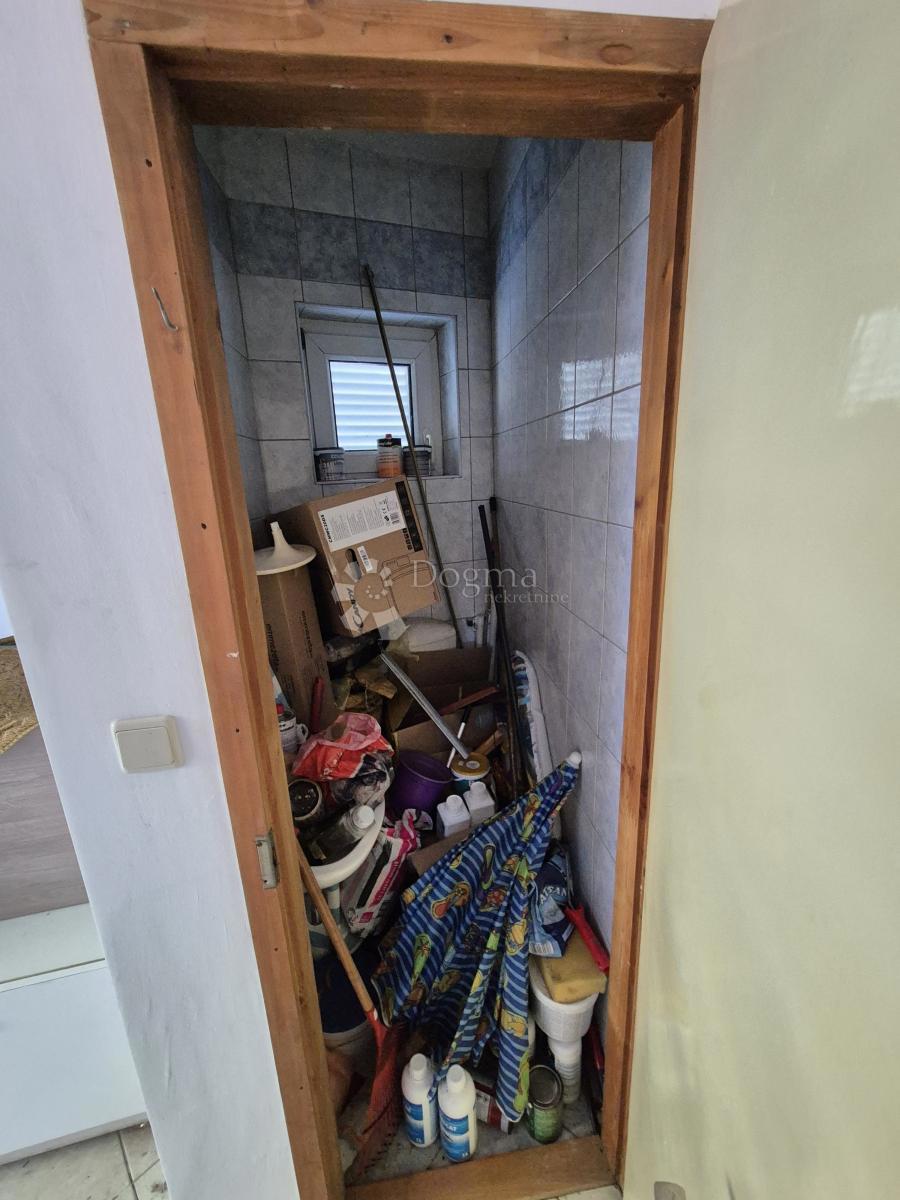 Hiša Novi Vinodolski, 219m2