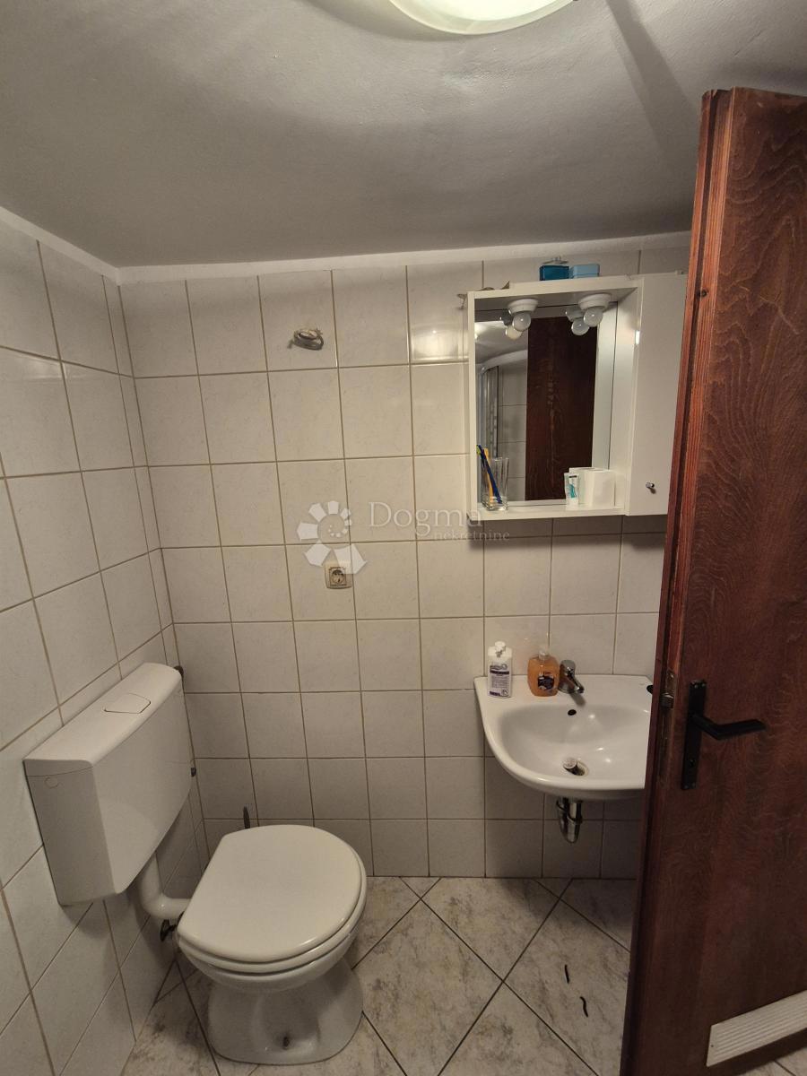 Hiša Novi Vinodolski, 219m2