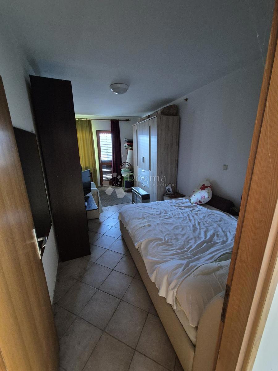 Hiša Novi Vinodolski, 219m2