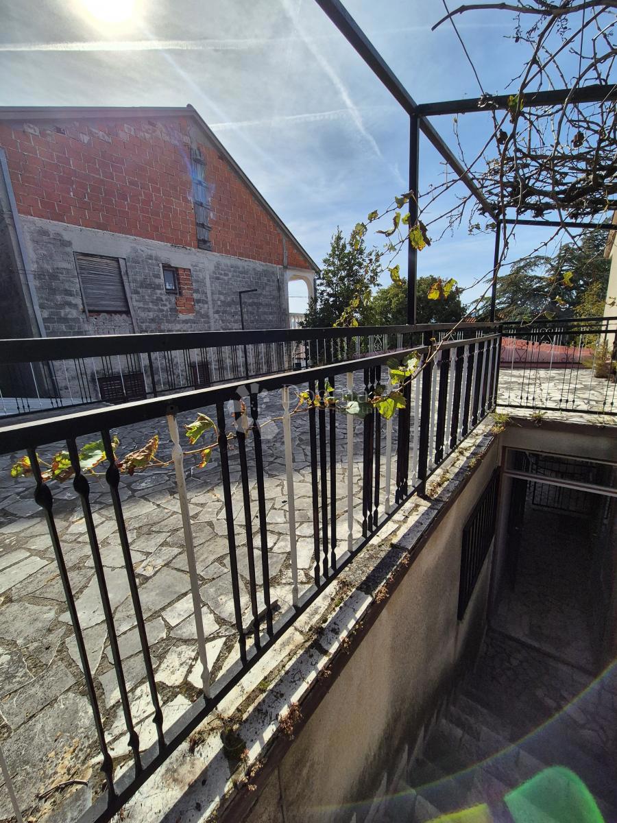 Hiša Novi Vinodolski, 489m2