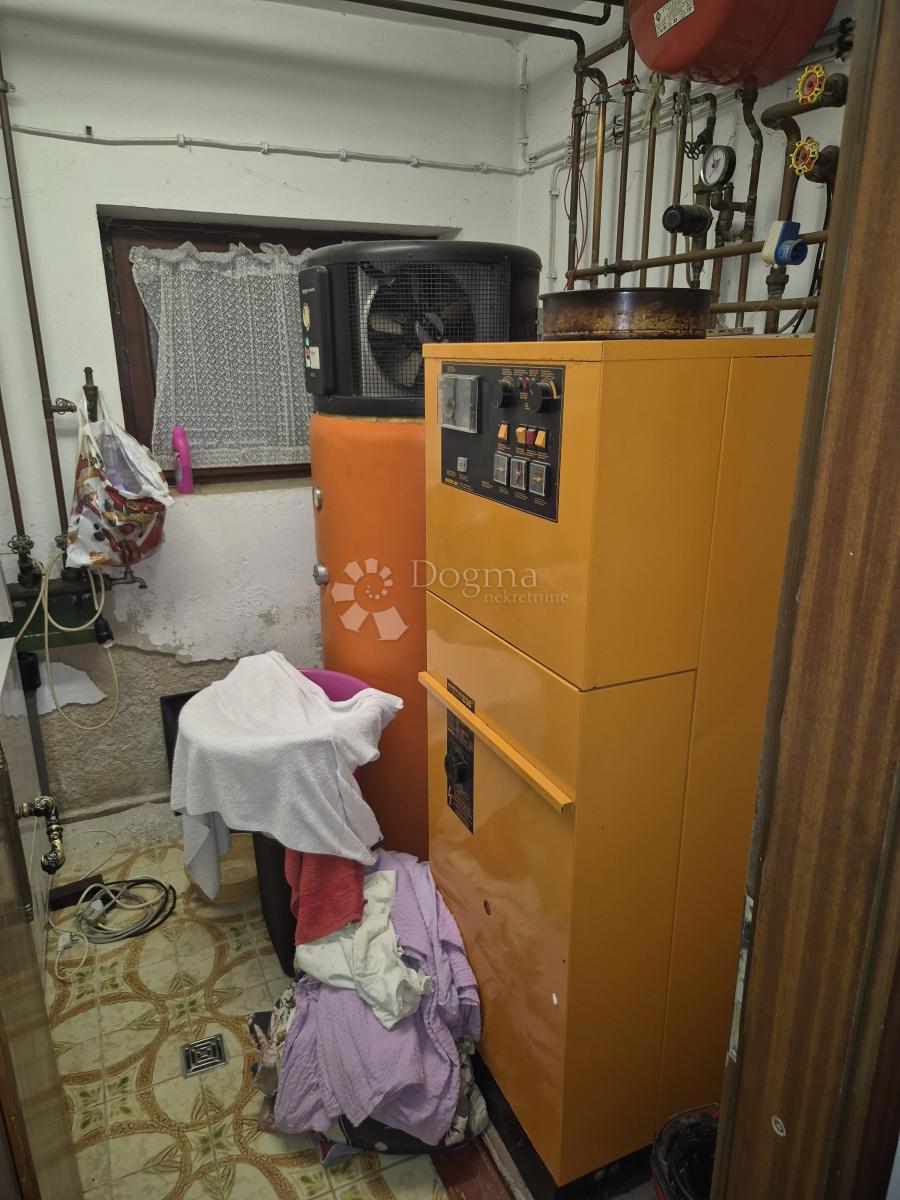 Hiša Novi Vinodolski, 489m2