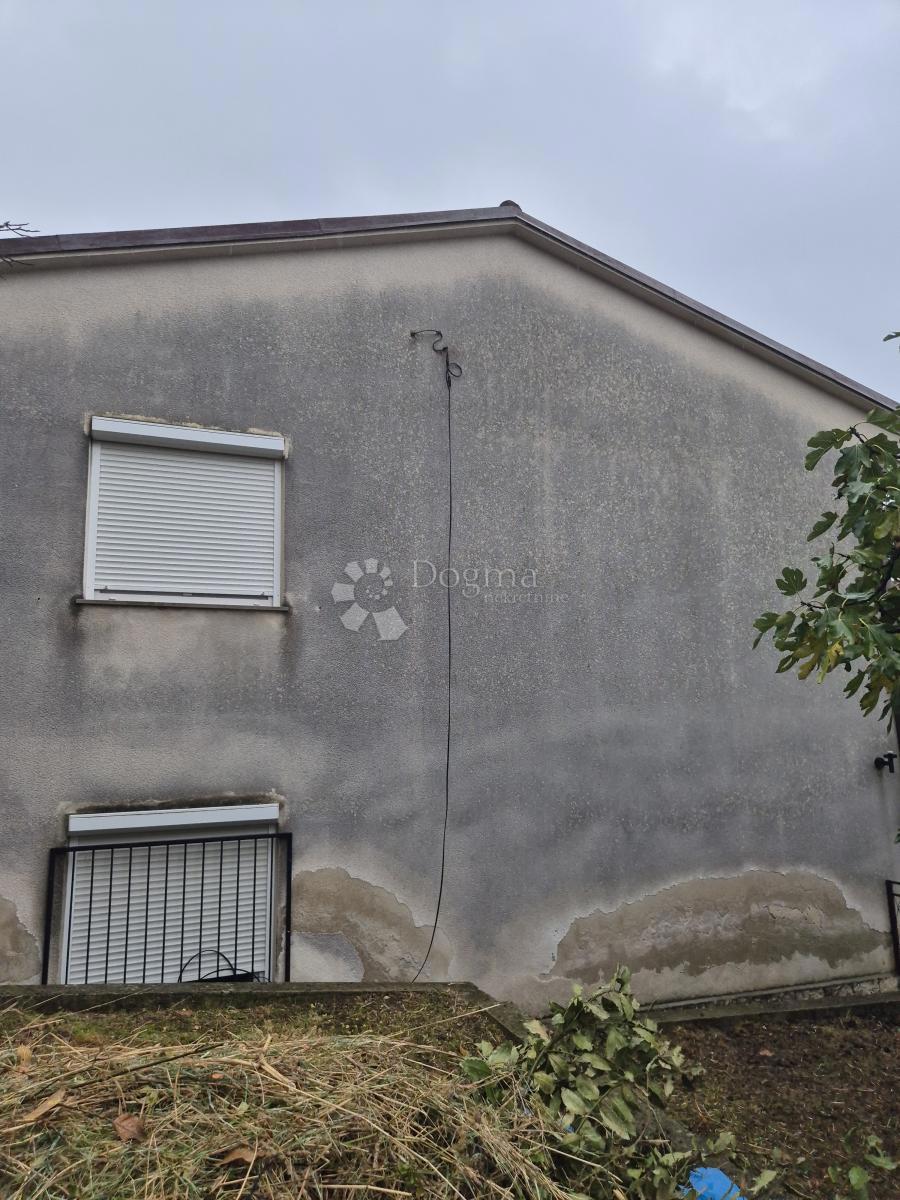 Hiša Novi Vinodolski, 489m2