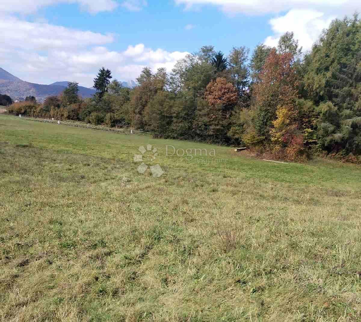 Zazidljivo zemljišče Ogulin, 4.476m2