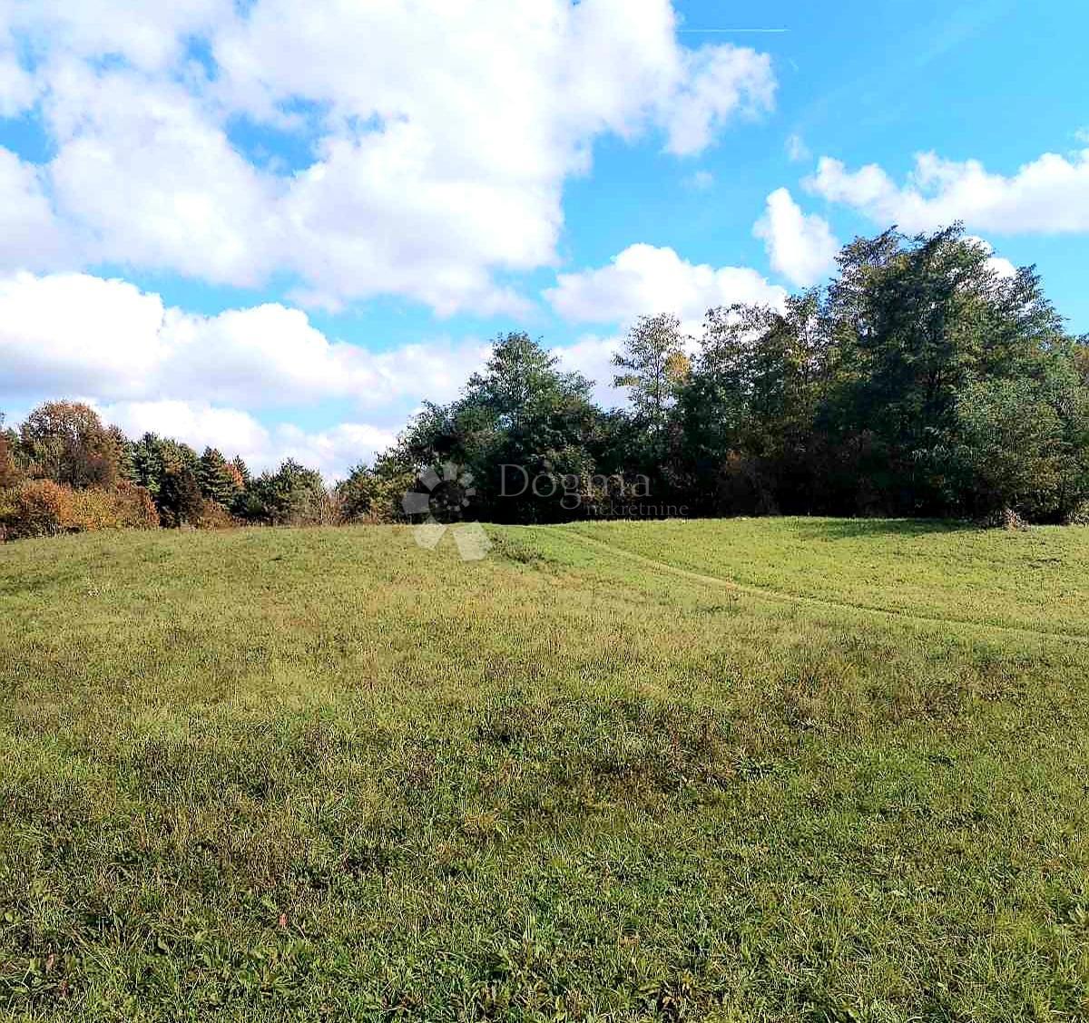 Zazidljivo zemljišče Ogulin, 4.476m2