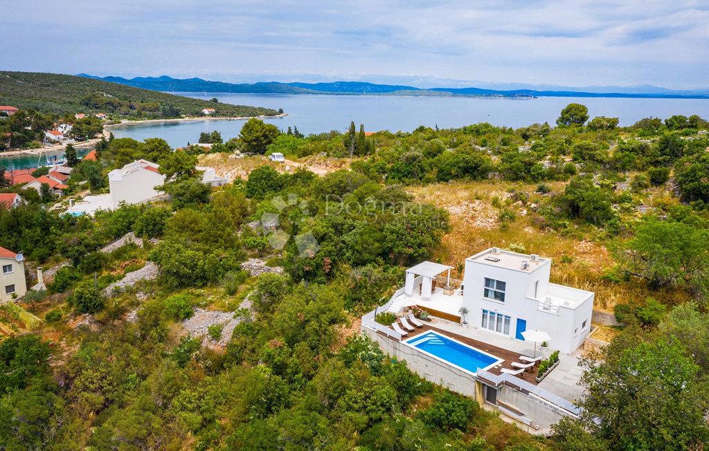 Hiša Žman, Sali, 172m2