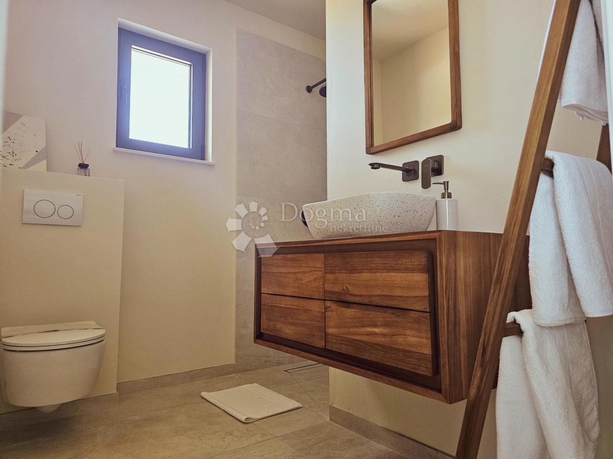 Hiša Žman, Sali, 172m2