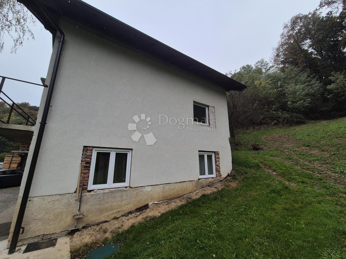 Hiša Mala Gora, Pregrada, 518m2