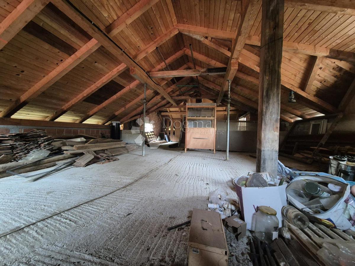 Hiša Mala Gora, Pregrada, 518m2