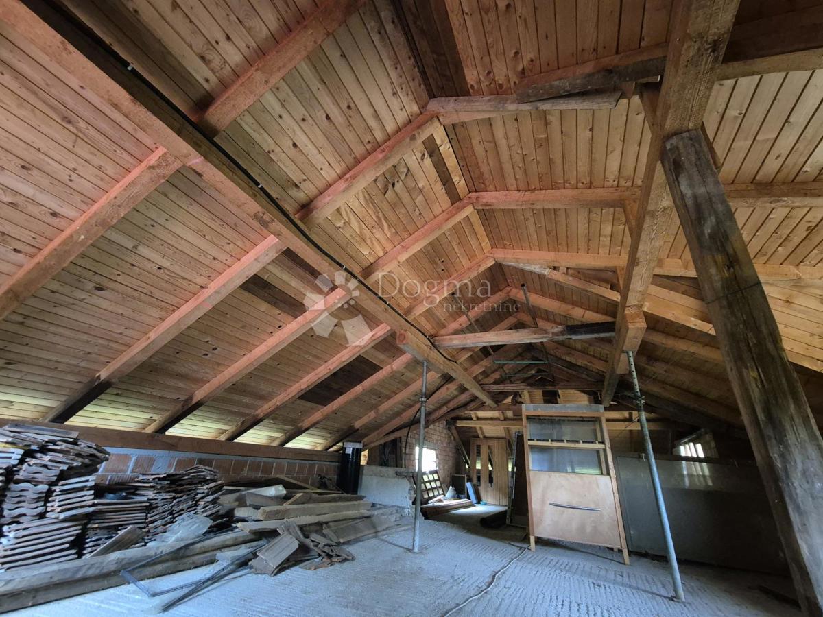 Hiša Mala Gora, Pregrada, 518m2