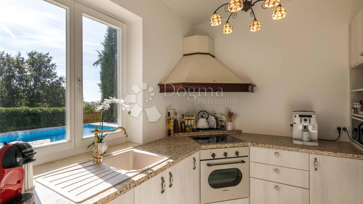 Hiša Smoljanci, Svetvinčenat, 180m2