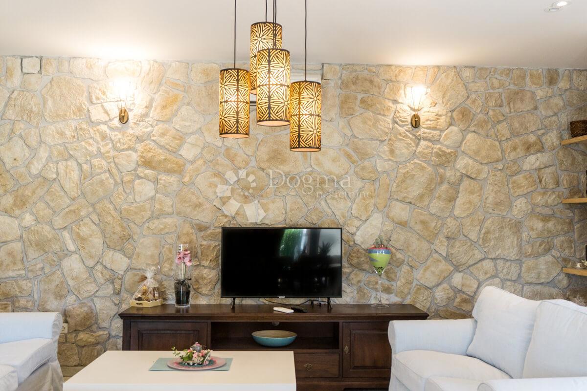 Hiša Smoljanci, Svetvinčenat, 180m2