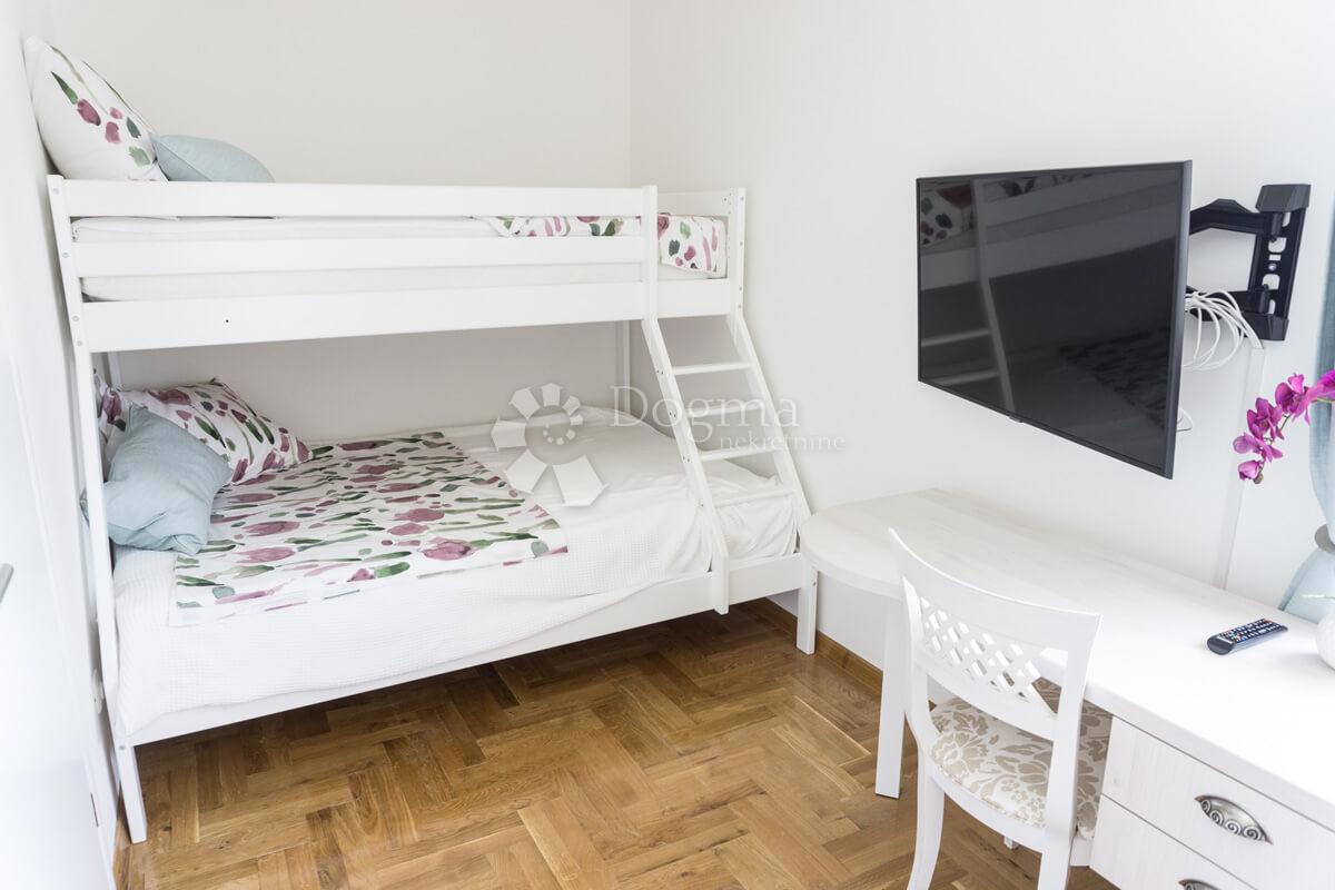 Hiša Smoljanci, Svetvinčenat, 180m2