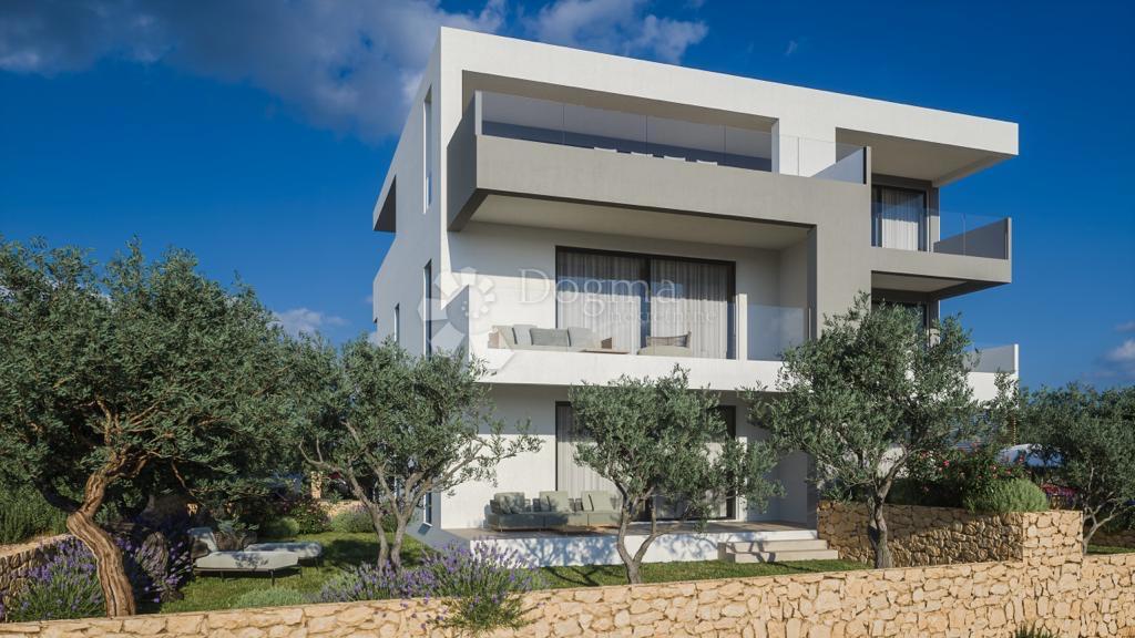 Stanovanje Okrug Gornji, Okrug, 70,18m2