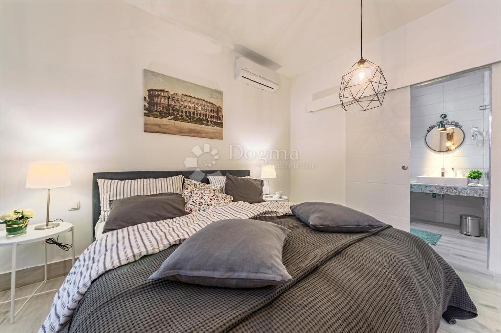 Stanovanje Centar, Pula, 58,68m2