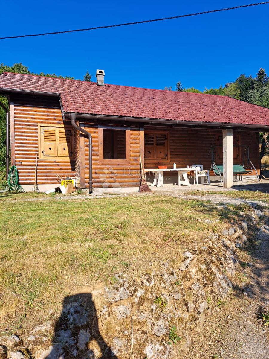 Hiša Donje Pazarište, Gospić - Okolica, 137m2