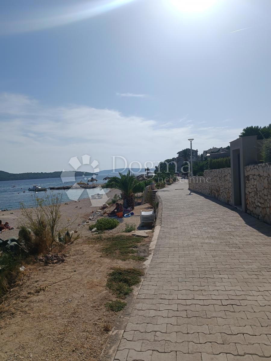 Stanovanje Seget Donji, Seget, 132,29m2