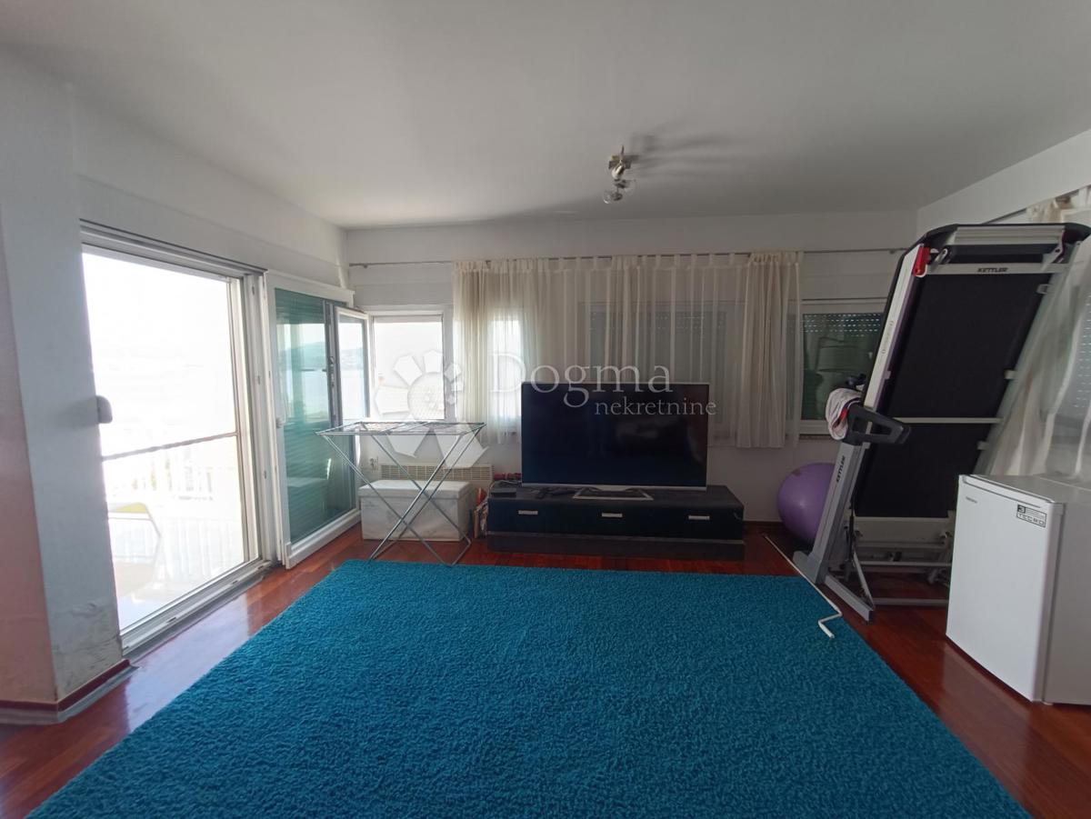 Stanovanje Seget Donji, Seget, 132,29m2