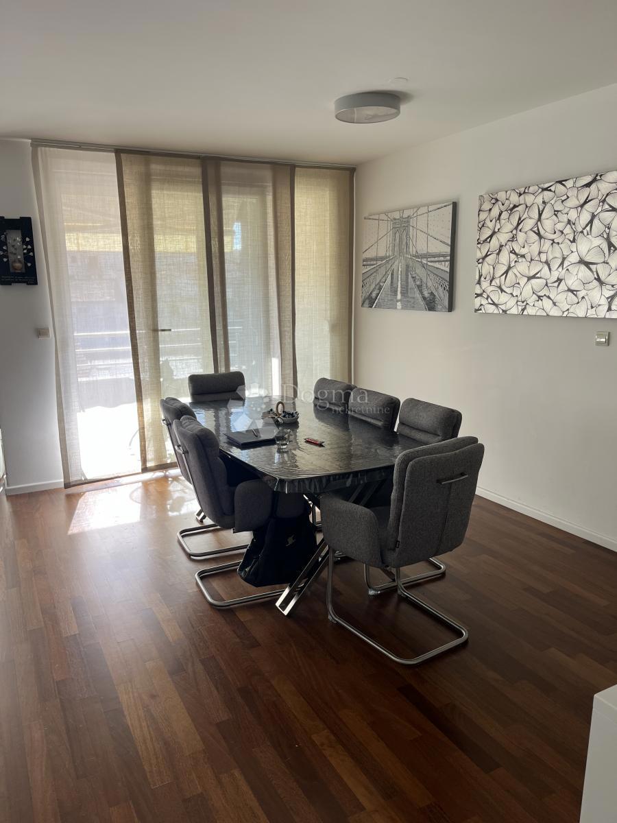 Stanovanje Kman, Split, 127m2