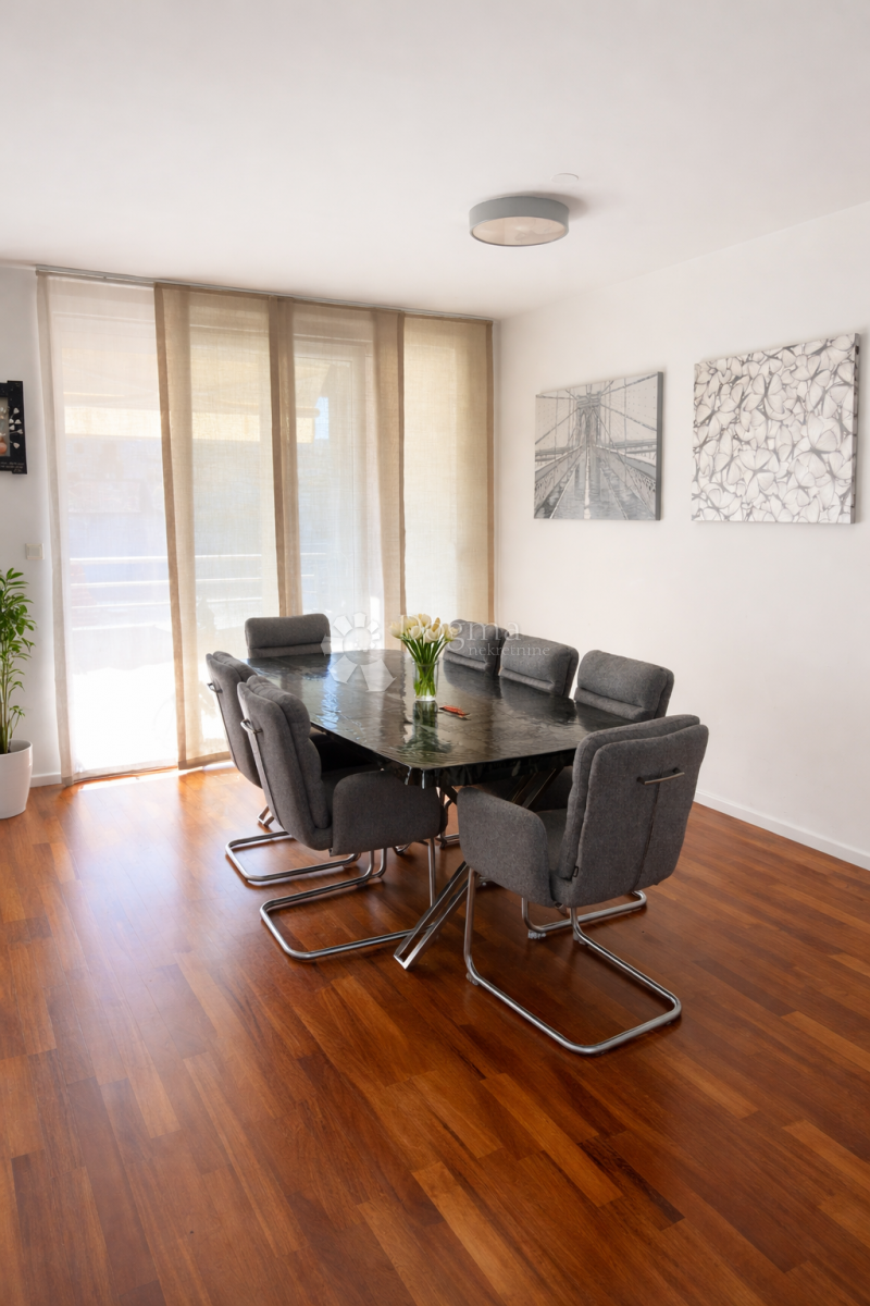 Stanovanje Kman, Split, 127m2