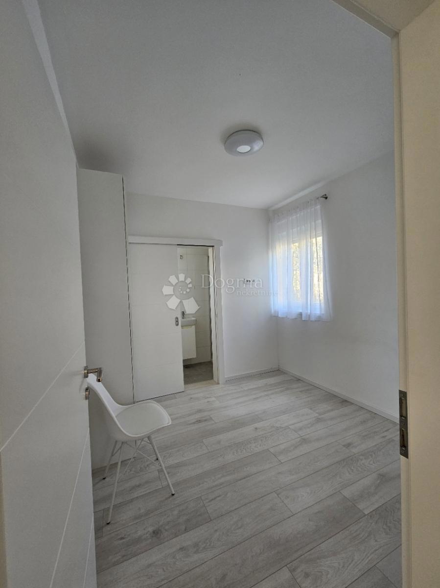 Hiša Mulo, Vrsi, Da, 144m2