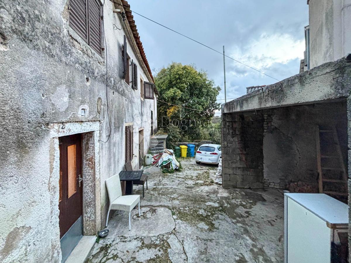 Hiša Trviž, Pazin - Okolica, 250m2