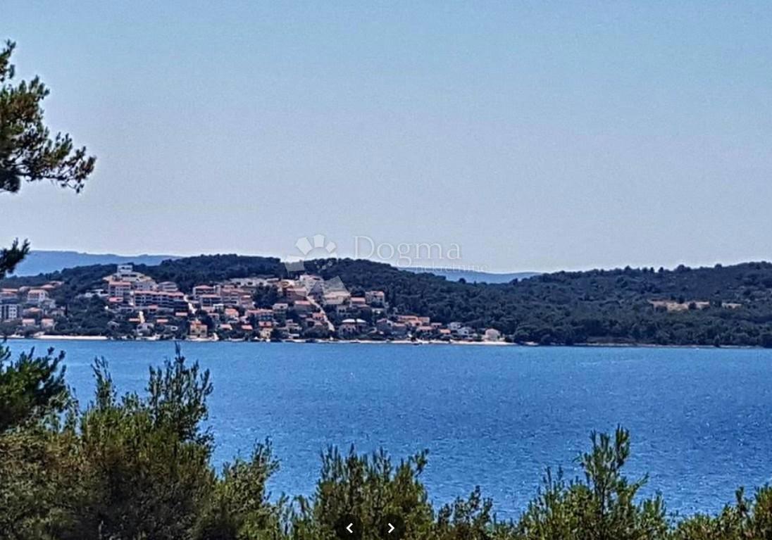 Zazidljivo zemljišče Okrug Gornji, Okrug, 2.126m2