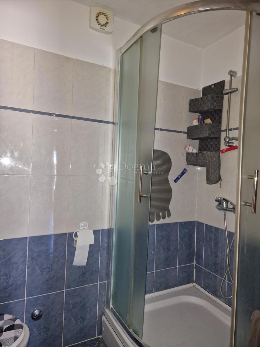 Stanovanje Nova Vas, Poreč, 75m2