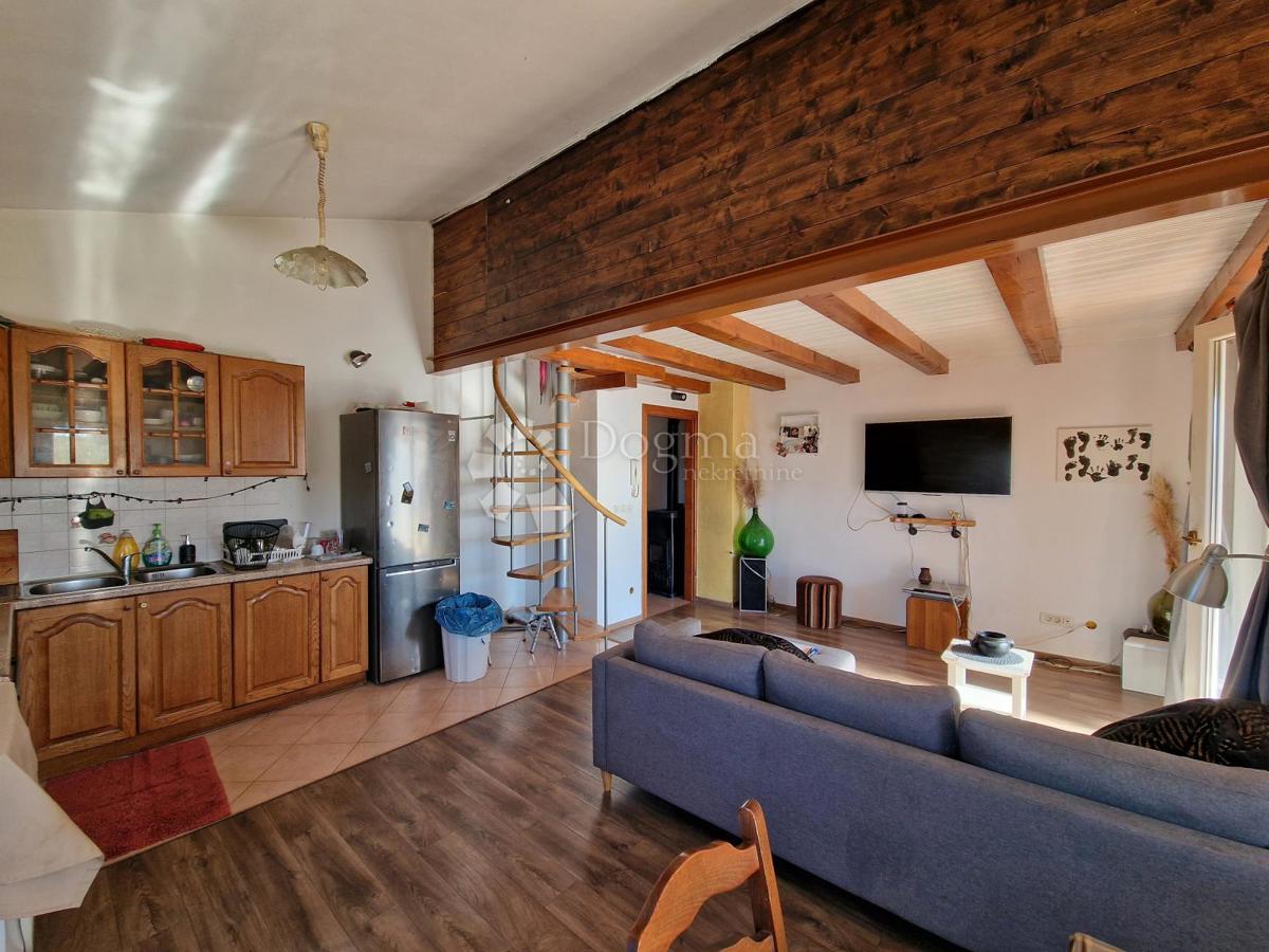 Stanovanje Nova Vas, Poreč, 75m2