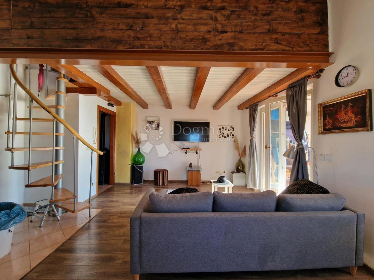 Stanovanje Nova Vas, Poreč, 75m2