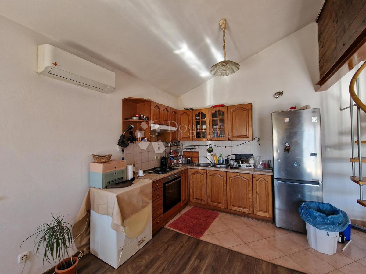 Stanovanje Nova Vas, Poreč, 75m2