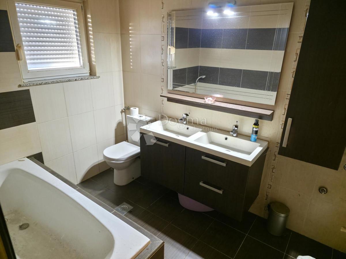 Hiša Hrašće Turopoljsko, Novi Zagreb - Zapad, 329m2