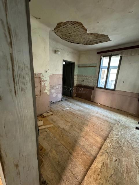 Hiša Mrkopalj, 200m2