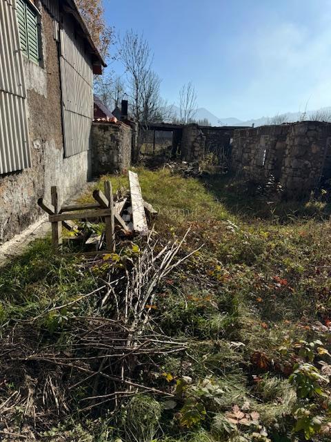 Hiša Mrkopalj, 200m2