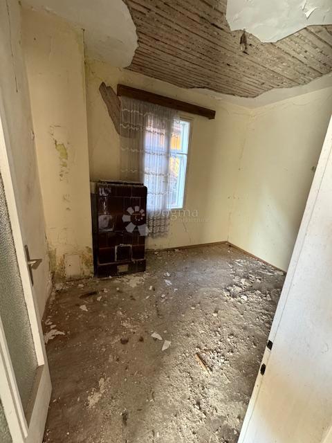 Hiša Mrkopalj, 200m2