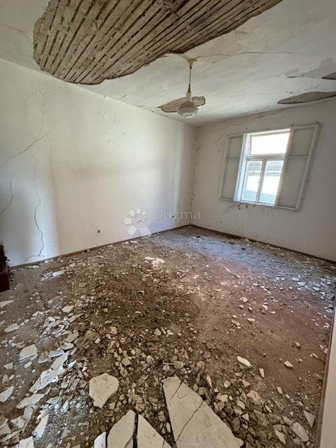 Hiša Mrkopalj, 200m2