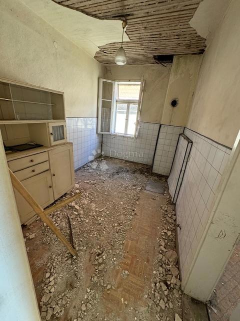 Hiša Mrkopalj, 200m2