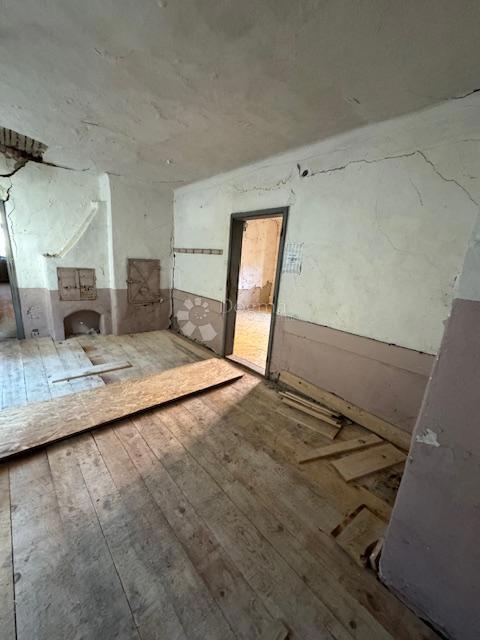 Hiša Mrkopalj, 200m2