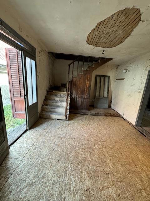 Hiša Mrkopalj, 200m2