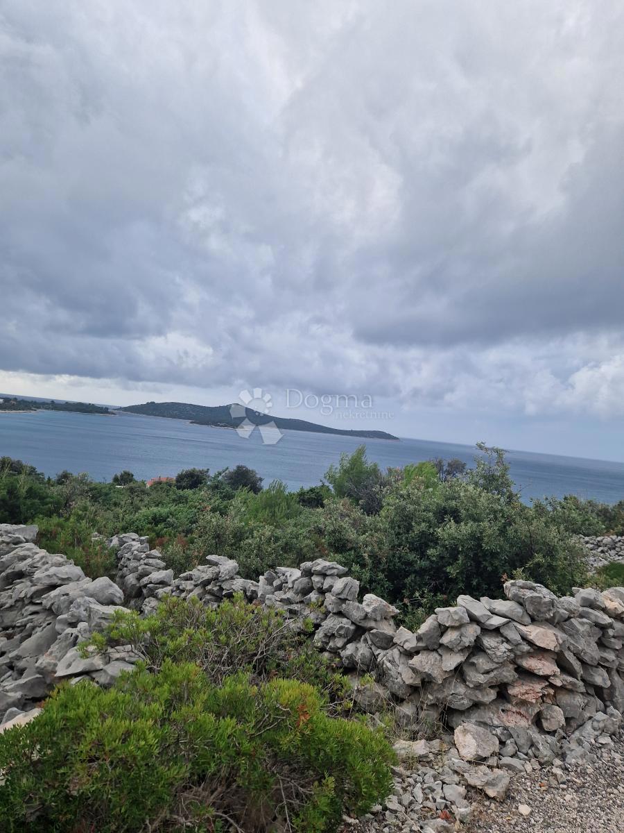 Kmetijsko zemljišče Vinišće, Marina, 868m2