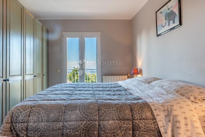 Hiša Kostrena, 126m2