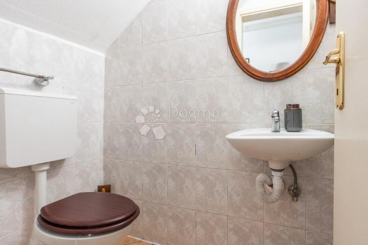 Hiša Kostrena, 126m2