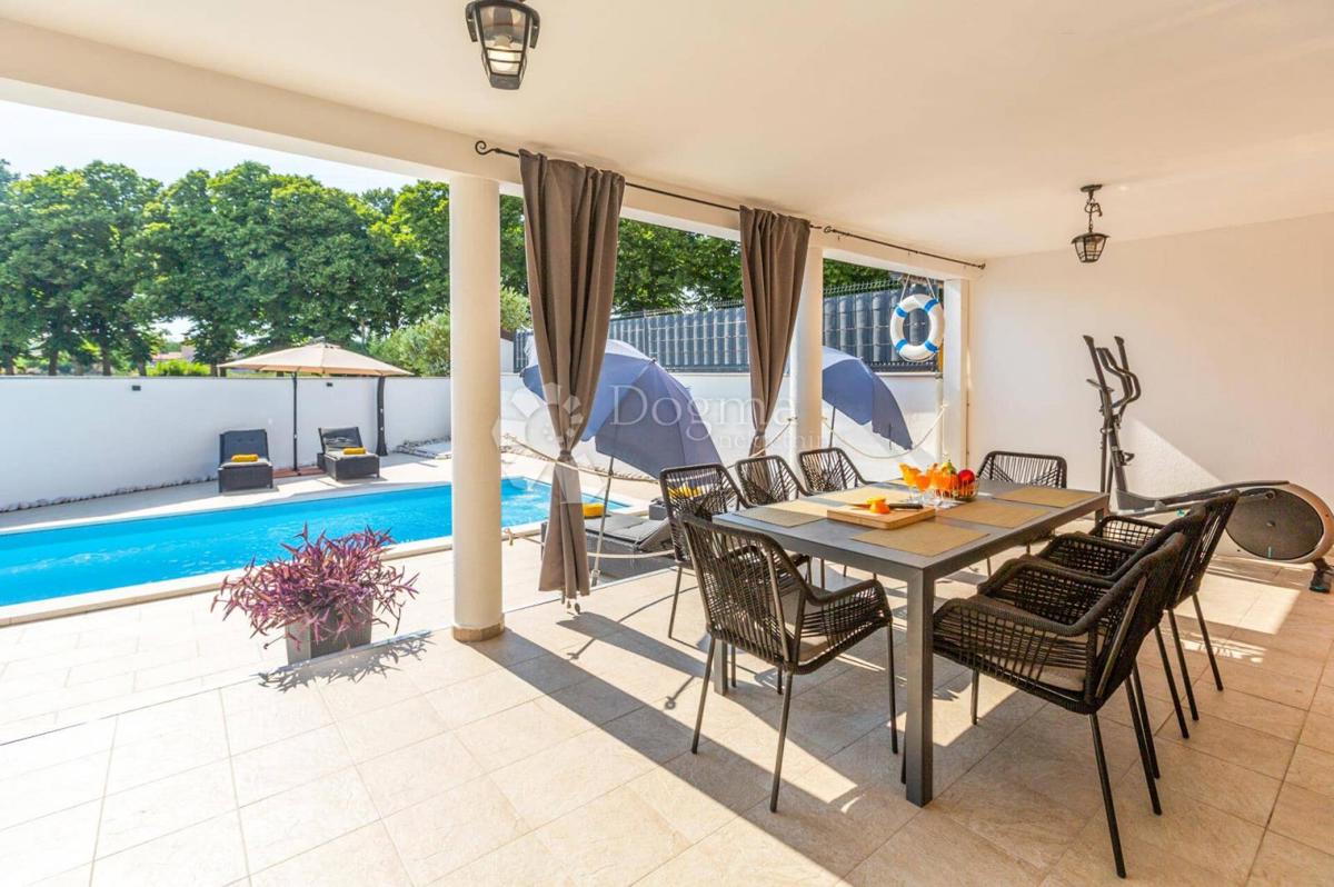 Hiša Marčana, 150m2