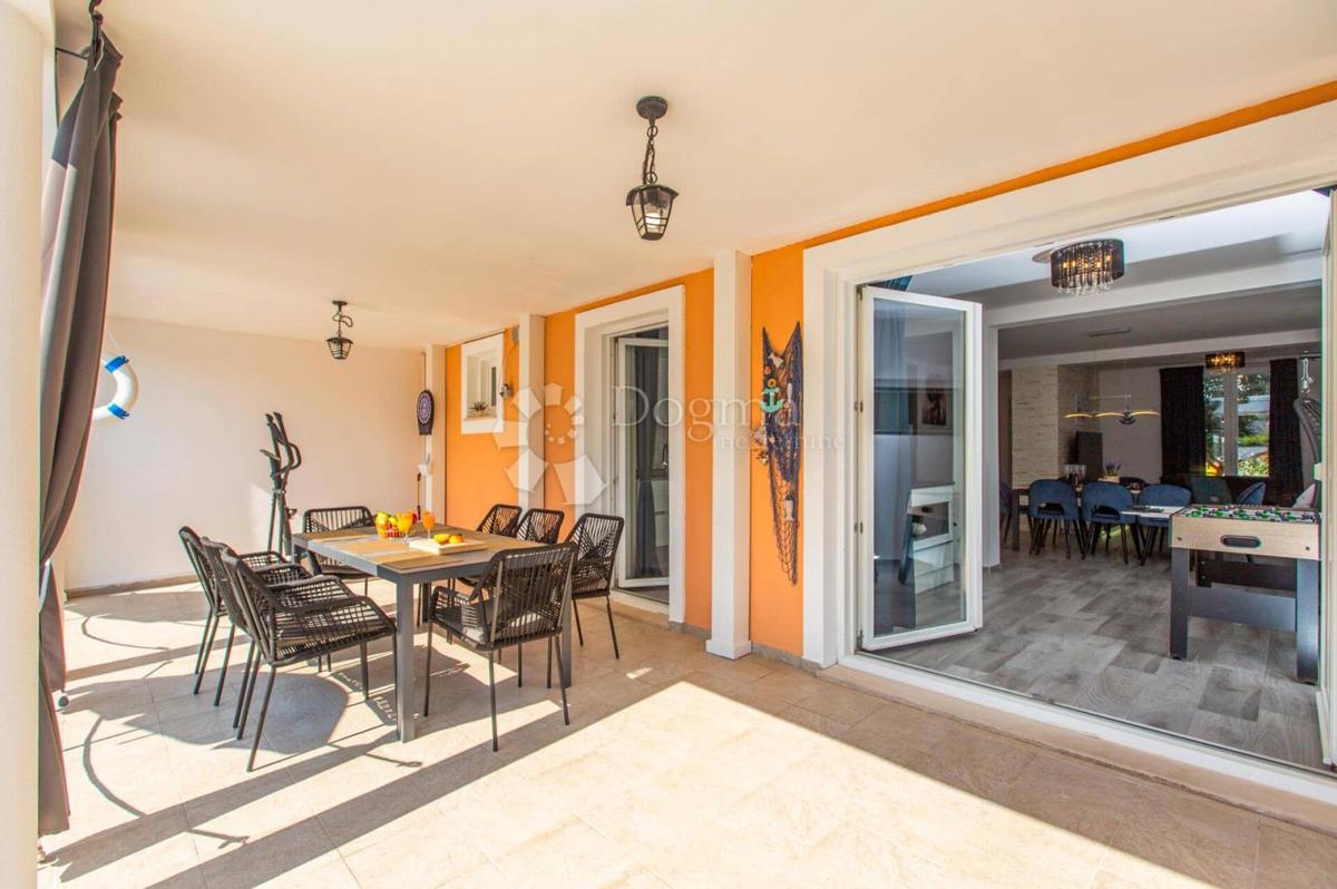 Hiša Marčana, 150m2