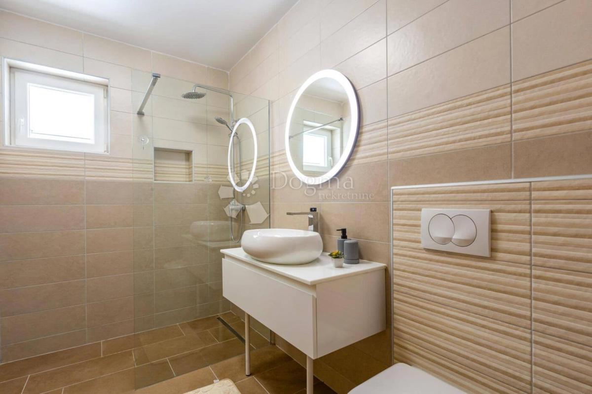 Hiša Marčana, 150m2