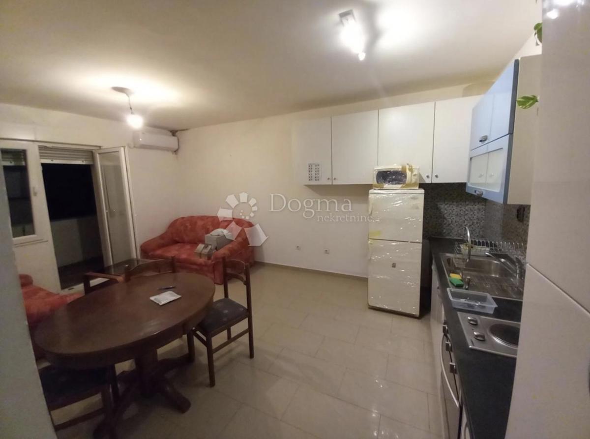 Stanovanje Kaštel Kambelovac, Kaštela, 56,94m2