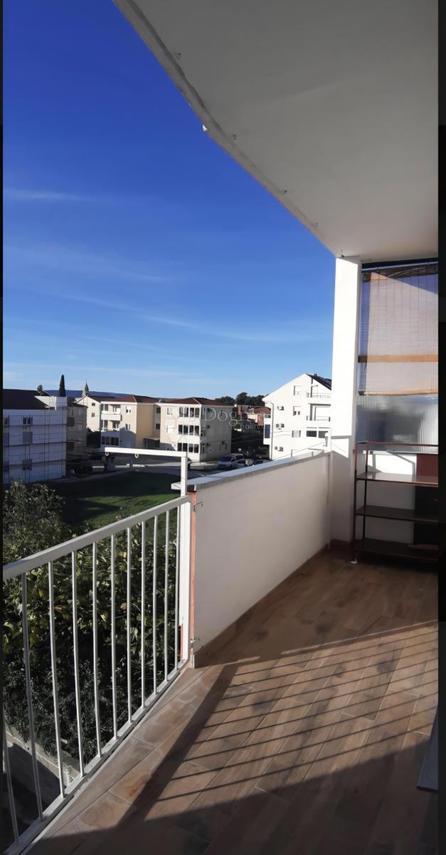 Stanovanje Kaštel Kambelovac, Kaštela, 56,94m2