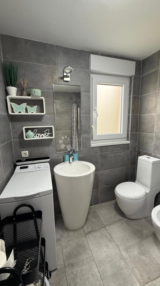 Stanovanje Centar, Pula, 43,56m2