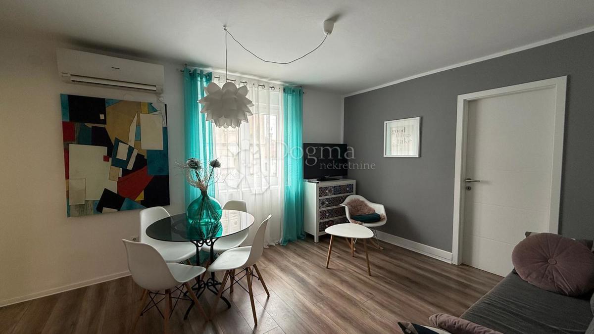 Stanovanje Centar, Pula, 43,56m2