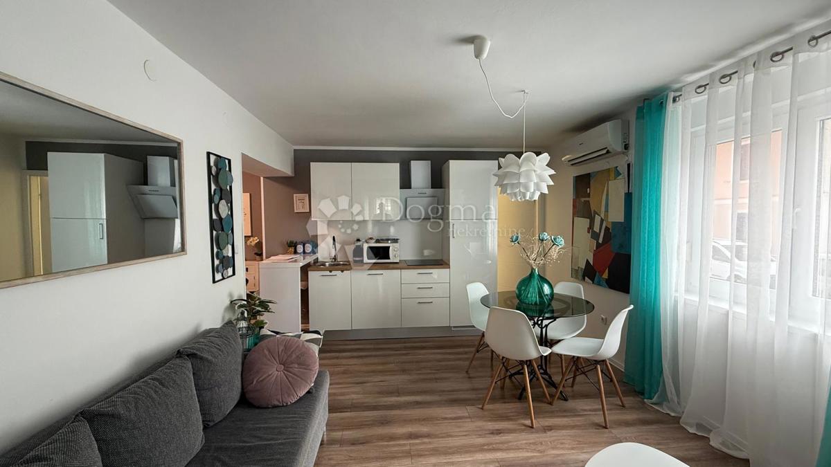 Stanovanje Centar, Pula, 43,56m2