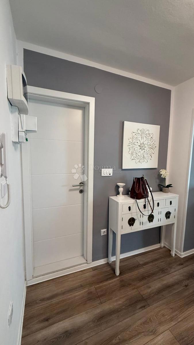 Stanovanje Centar, Pula, 43,56m2